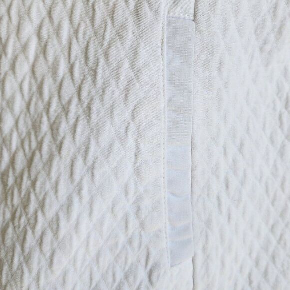 Women's XXS Isaac Mizrahi Quilted Jacket | White | Snap Button Down | Crew Neck - Picture 7 of 13